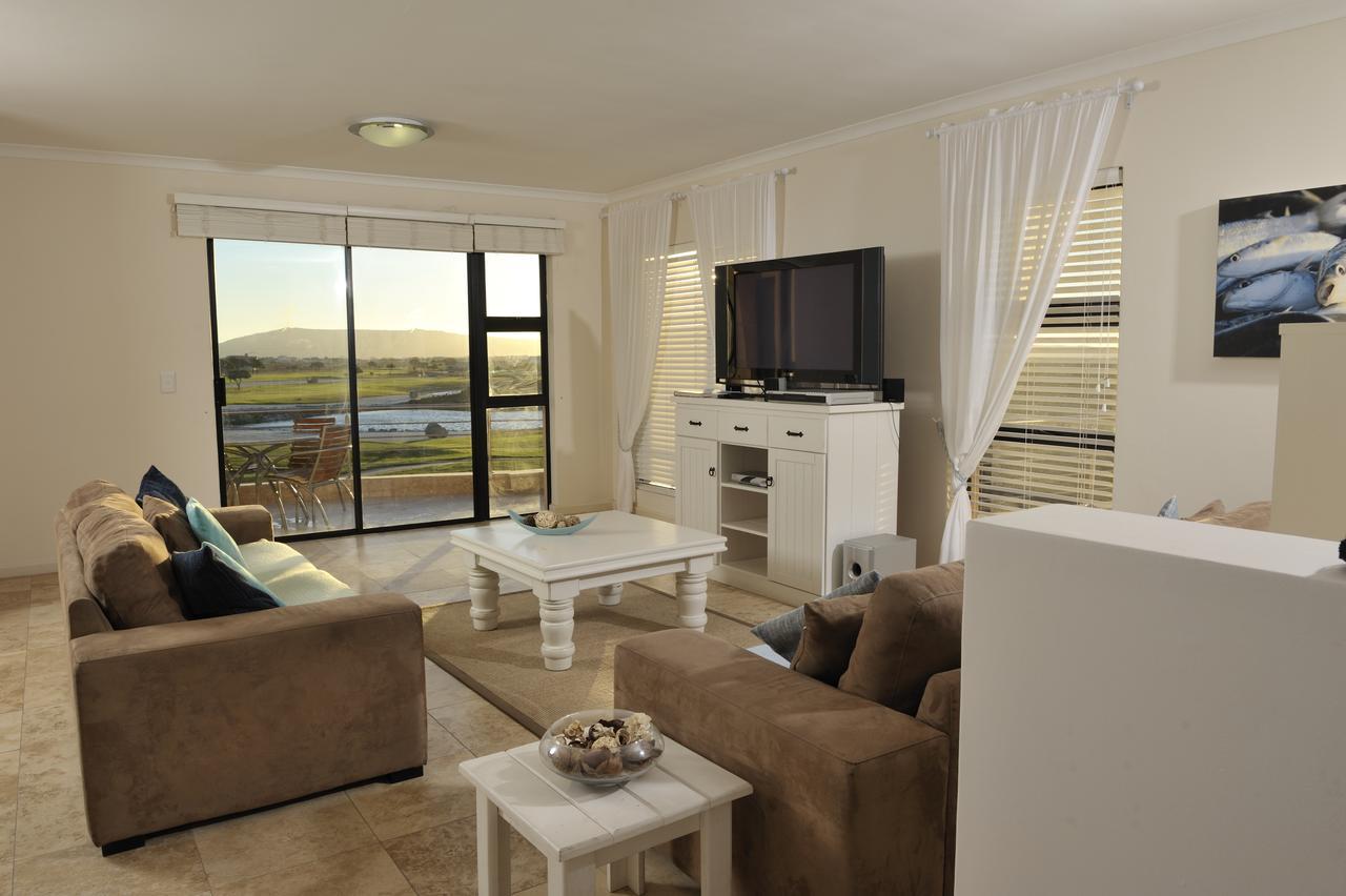 Апартаменты Langebaan Country Estate Экстерьер фото