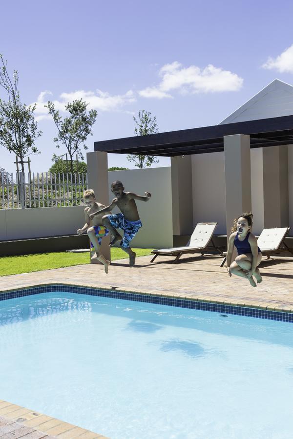 Апартаменты Langebaan Country Estate Экстерьер фото